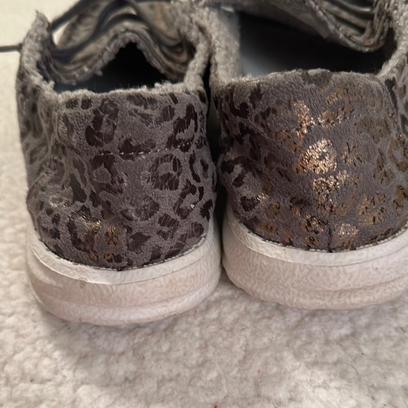 Hey Dude Women's Moccasins in Gray and Gold - Picture 4 of 9